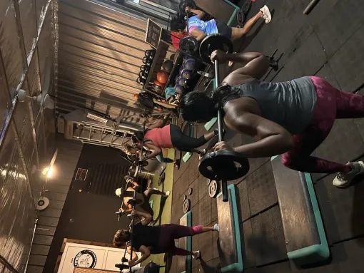 Cours collectifs pour perte de poids à Sainte-Suzanne, Saint-André, AMS Fitness & Coaching
